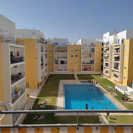 Apartment 3c Vilanova Ii, Pool & Ac - Casas & Papeis *